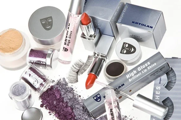Makeup products in Pakistan, makeup products, online makeup products