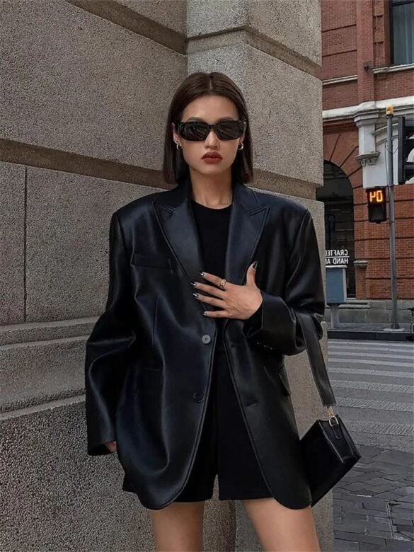 Why ClamentCustomLeather Leather Blazer Women is a Modern Fashion Essential?